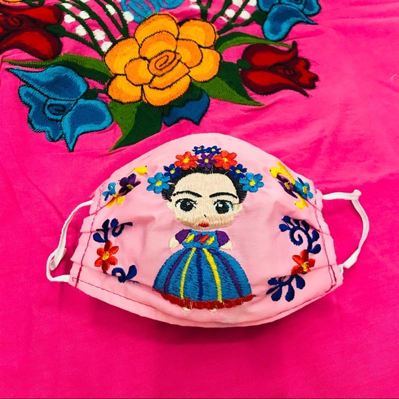 MEXICANA Accessories - Floral Frida Kahló Embroidered facemask